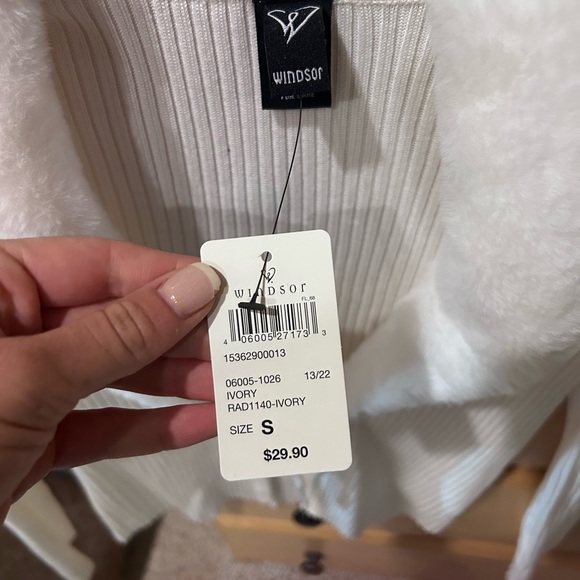 Snow Queen - Picture 3 of 4